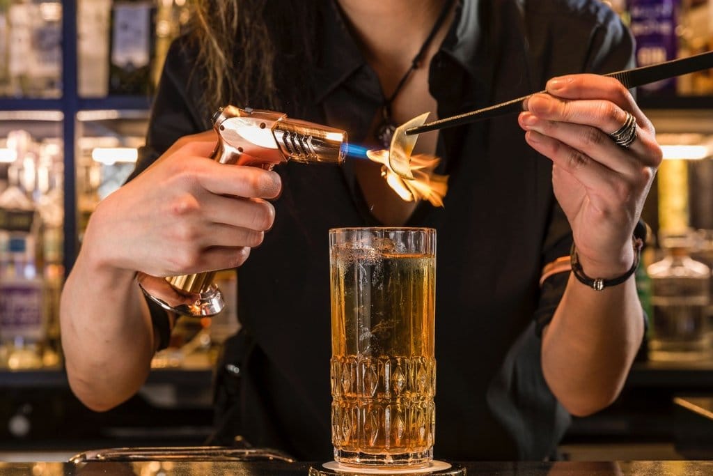 Top 5 best whisky highball recipes for Summer 2023